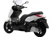 Yamaha X-Max 250